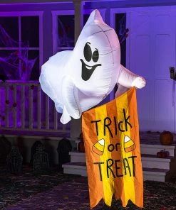 Joiedomi Inflatables 5ft Halloween Hanging Ghost With Trick Or Treat Flag