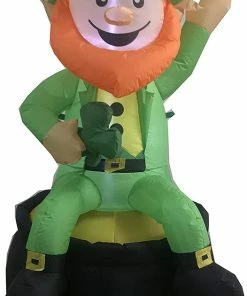 Joiedomi Large St. Patrick's Sitting Leprechaun Inflatable (6 Ft)