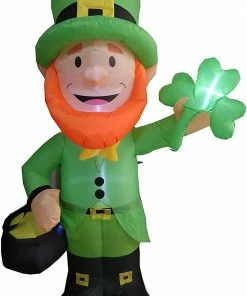 Joiedomi Large St. Patrick's Standing Leprechaun Inflatable (6 Ft)